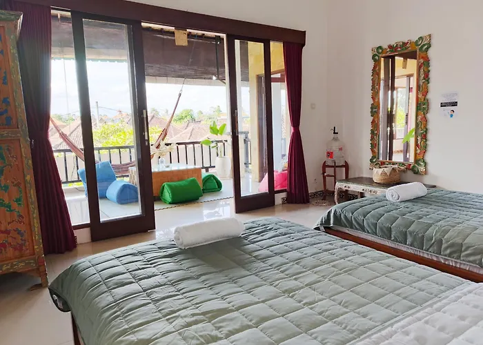 Villa Luar Biasa - Spacious 3br Private Pool For Families *